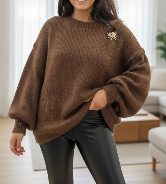 Pull oversize broche soleil