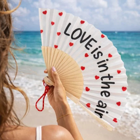 Éventail Love is in the air